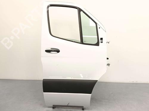 Used Right front door Right front door 38874458 38874458