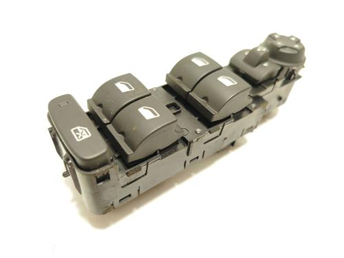 Used Left front window switch CITROËN C4 III (BA_, BB_, BC_) ë-C4 (BCZKXC, BZCKSC) (136 hp) 30169594