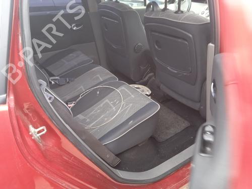 Right front fenders RENAULT SCÉNIC II (JM0/1_) 1.6 (JM0C, JM0J, JM1B) | BP31013529C42