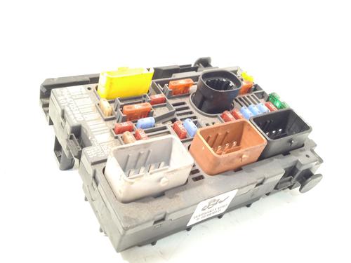 Used Fuse box CITROËN C4 Grand Picasso I (UA_) 1.6 HDi (109 hp) 27692823
