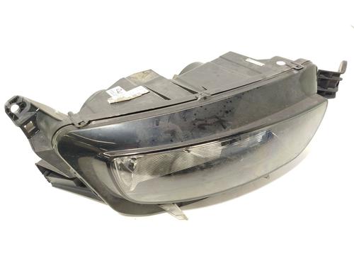 right-headlight-citroen-c4-picasso-ii-2013-37025395 main image