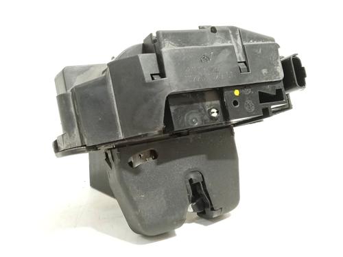 Used Tailgate lock PEUGEOT 308 II (LB_, LP_, LW_, LH_, L3_) 1.2 THP 130 (131 hp) 28673843