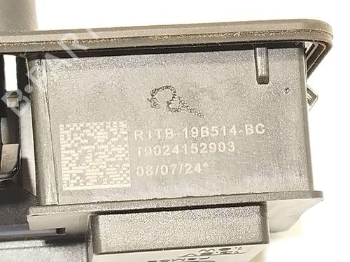 Tailgate handle FORD PUMA (J2K, CF7) 1.0 EcoBoost mHEV | BP38704381C132 - Image 5