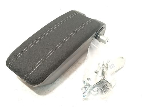 Used Armrest / Center console DACIA SANDERO II 1.5 dCi (90 hp) 31706644