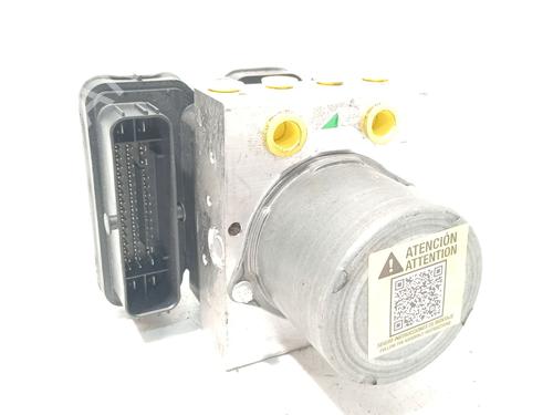 Used ABS pump TOYOTA YARIS CROSS (MXP_) 1.5 Hybrid (MXPJ10) (116 hp) 31610590