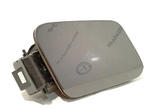 fuel-flap-audi-q2-gab-gag-2016-31933417 main image