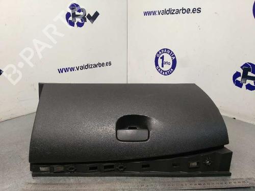 Used Glove box RENAULT FLUENCE (L3_) 1.5 dCi (L30B) (106 hp) 4601501