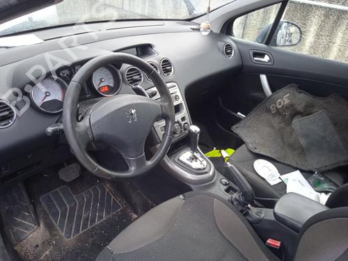 Fuse box PEUGEOT 308 I (4A_, 4C_) 1.6 HDi | BP31382917E1 