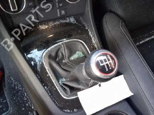 Throttle body AUDI Q3 (8UB, 8UG) 2.0 TDI | BP8243723M82 