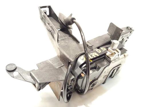 front-right-lock-ford-fiesta-vii-hj-hf-h1bba218a00ae-2342583-2017-15218424 main image