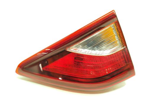 right-tailgate-light-kia-stonic-yb-2017-34162927 main image