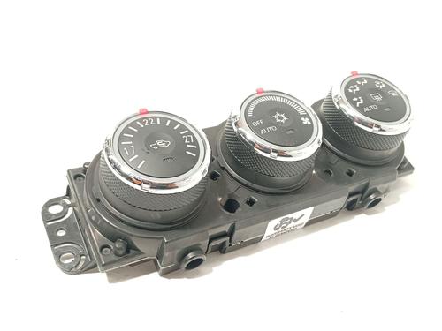Comando chauffage MITSUBISHI OUTLANDER II (CW_W) 2.2 DI-D 4WD (156 hp) 32980026