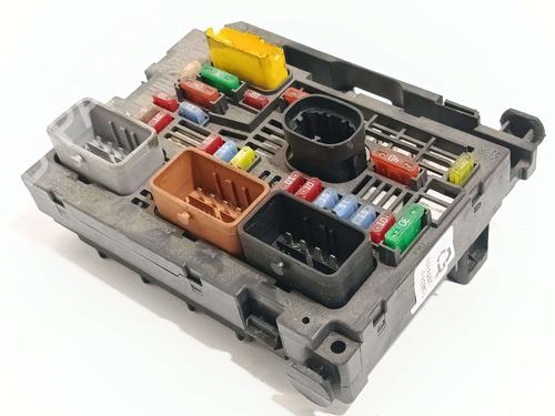 Fuse box CITROËN C5 III (RD_) 2.7 HDi (RDUHZJ) | BP39198863E1 - Image 2