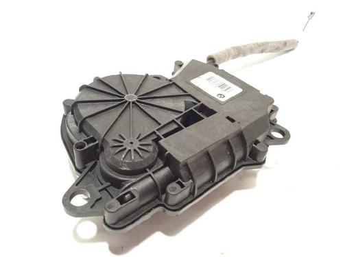 Used Tailgate lock BMW X1 (F48) xDrive 20 i (192 hp) 14526399