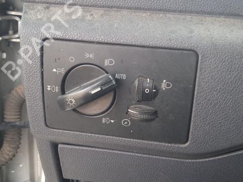 Left headlight FORD TRANSIT CONNECT (P65_, P70_, P80_)  | BP31010252C28 