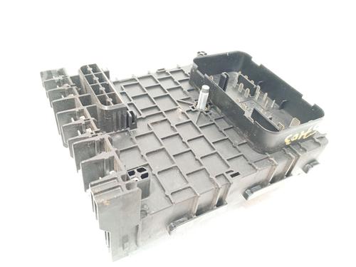 Fuse box VW PASSAT B7 Variant (365) 2.0 TDI | BP30534576E1 - Image 3