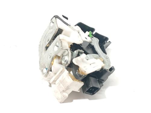 rear-left-lock-mitsubishi-outlander-ii-cw_w-2005-2006-2007-2008-2009-2010-2011-2012-32980017 main image