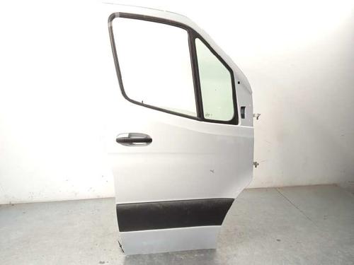 Used Right front door Right front door MERCEDES-BENZ SPRINTER 4-t Van (B907, B910) 419 CDI RWD (907.643, 907.645, 907.647) (190 hp) 26207958 26207958