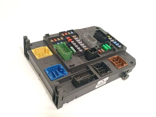Fuse box CITROËN C4 II (NC_) 1.6 BlueHDi 120 | BP38933401E1 - Image 2