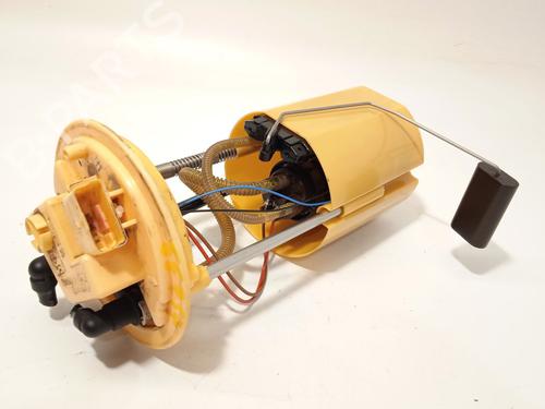 Used Fuel pump OPEL MERIVA B MPV (S10) 1.7 CDTI (75) (131 hp) 25627636