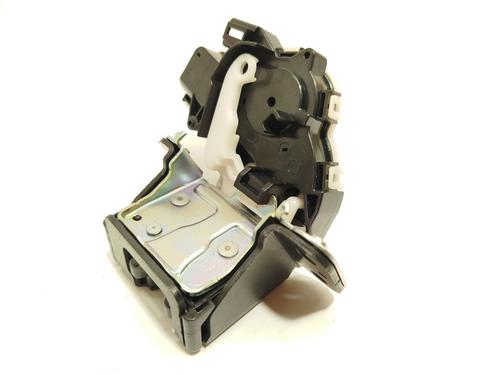 Tailgate lock MAZDA 3 Hatchback (BP) SKYACTIV-X M Hybrid | BP30544090C101 - Image 3