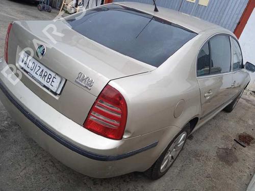 Right taillight SKODA SUPERB I (3U4) 2.0 TDI | BP10289751C35 
