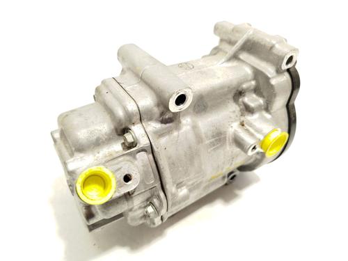 Used AC compressor TOYOTA YARIS CROSS (MXP_) 1.5 (MXPB10) (125 hp) 29239321