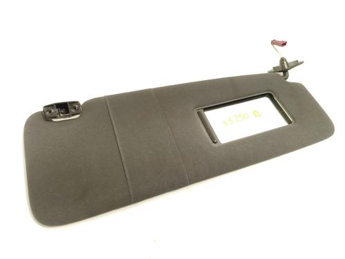 Used Right sun visor Right sun visor 23399528 23399528