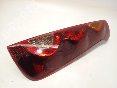 Used Right taillight Right taillight 22729130 22729130