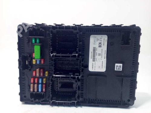 Used Fuse box FORD ECOSPORT 1.0 EcoBoost (125 hp) 4639001