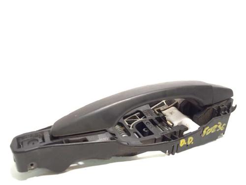 front-right-exterior-door-handle-toyota-proace-van-mdz_-16-d4d-mdz9-noref-2016-13415394 main image