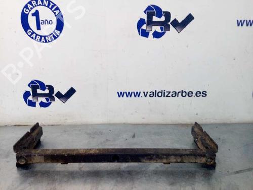 Used Front bumper reinforcement Front bumper reinforcement 4601776 4601776