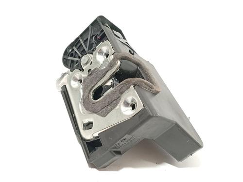 front-right-lock-dacia-sandero-iii-2021-32505203 main image