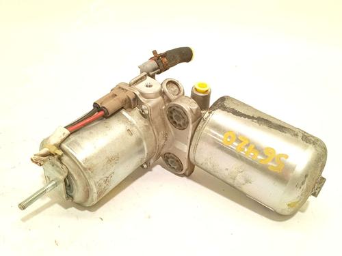 Used Servo brake Servo brake TOYOTA COROLLA Estate (_E21_) 1.8 Hybrid (ZWE211) (98 hp) 40150985 40150985