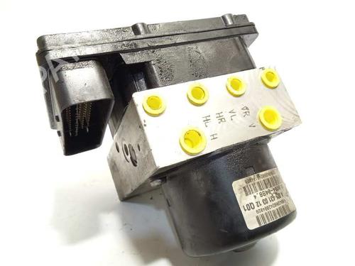 Used ABS pump MERCEDES-BENZ C-CLASS Coupe (CL203) C 220 CDI (203.708) (150 hp) 8900976