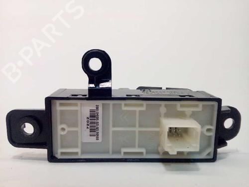 Switch CITROËN C-ELYSEE (DD_) 1.6 BlueHDi 100 | BP5092991I30