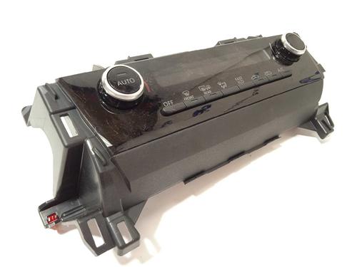 Used Climate control Climate control 17856224 17856224