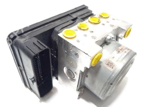 Used ABS pump BMW X1 (F48) sDrive 18 d (150 hp) 13581972