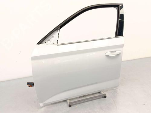 porta-frente-esquerda-skoda-kamiq-nw4-2019-38336584 main image