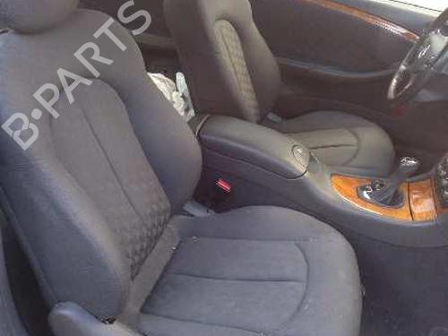 Front left exterior door handle MERCEDES-BENZ CLK (C209) CLK 270 CDI (209.316) | BP7450383C128 
