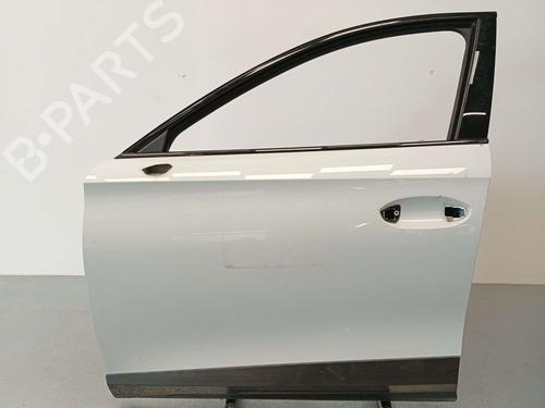 Used Left front door Left front door 38414032 38414032