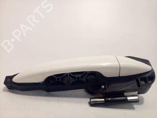 Used Front right exterior door handle Front right exterior door handle 4930615 4930615