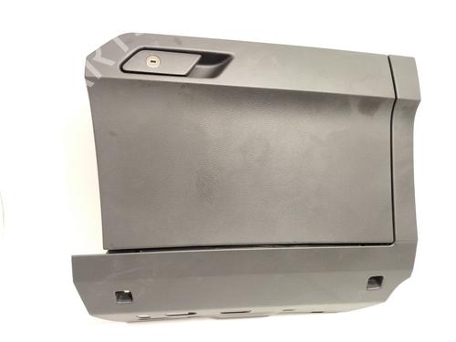 glove-box-audi-q3-f3b-2018-30830328 main image