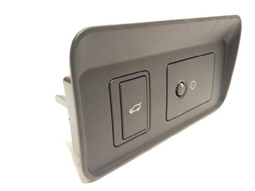 Used Switch Switch 13637508 13637508