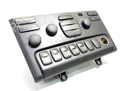 Used Climate control VOLVO XC90 I (275) V8 AWD (316 hp) 23076793