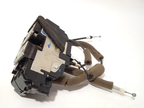 front-left-lock-nissan-pulsar-hatchback-c13-2014-29751104 main image