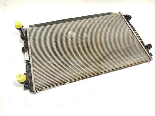 Used Water radiator Water radiator 32499129 32499129
