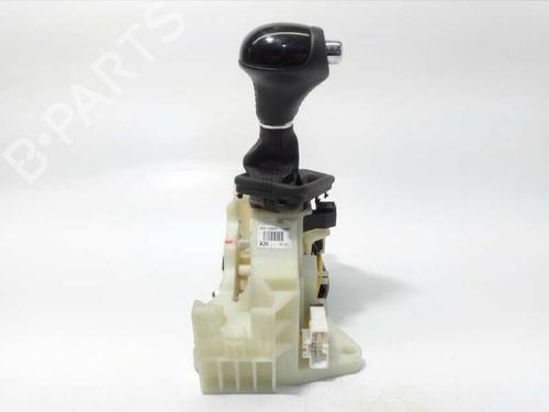 Used Gear lever KIA CEE'D (JD) 1.6 CRDi 136 (136 hp) 7448856