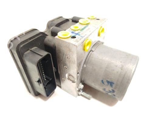 Used ABS pump NISSAN JUKE (F15) 1.2 DIG-T (115 hp) 25901565