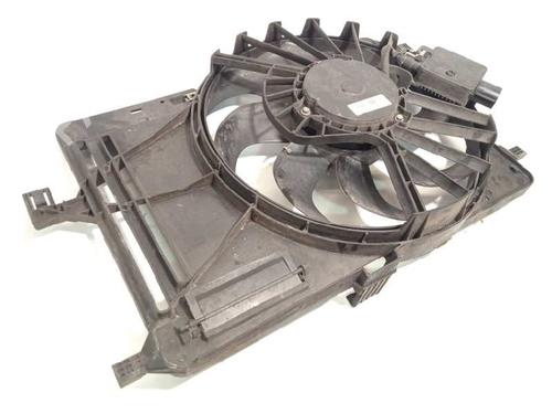Used Radiator fan Radiator fan 10677600 10677600